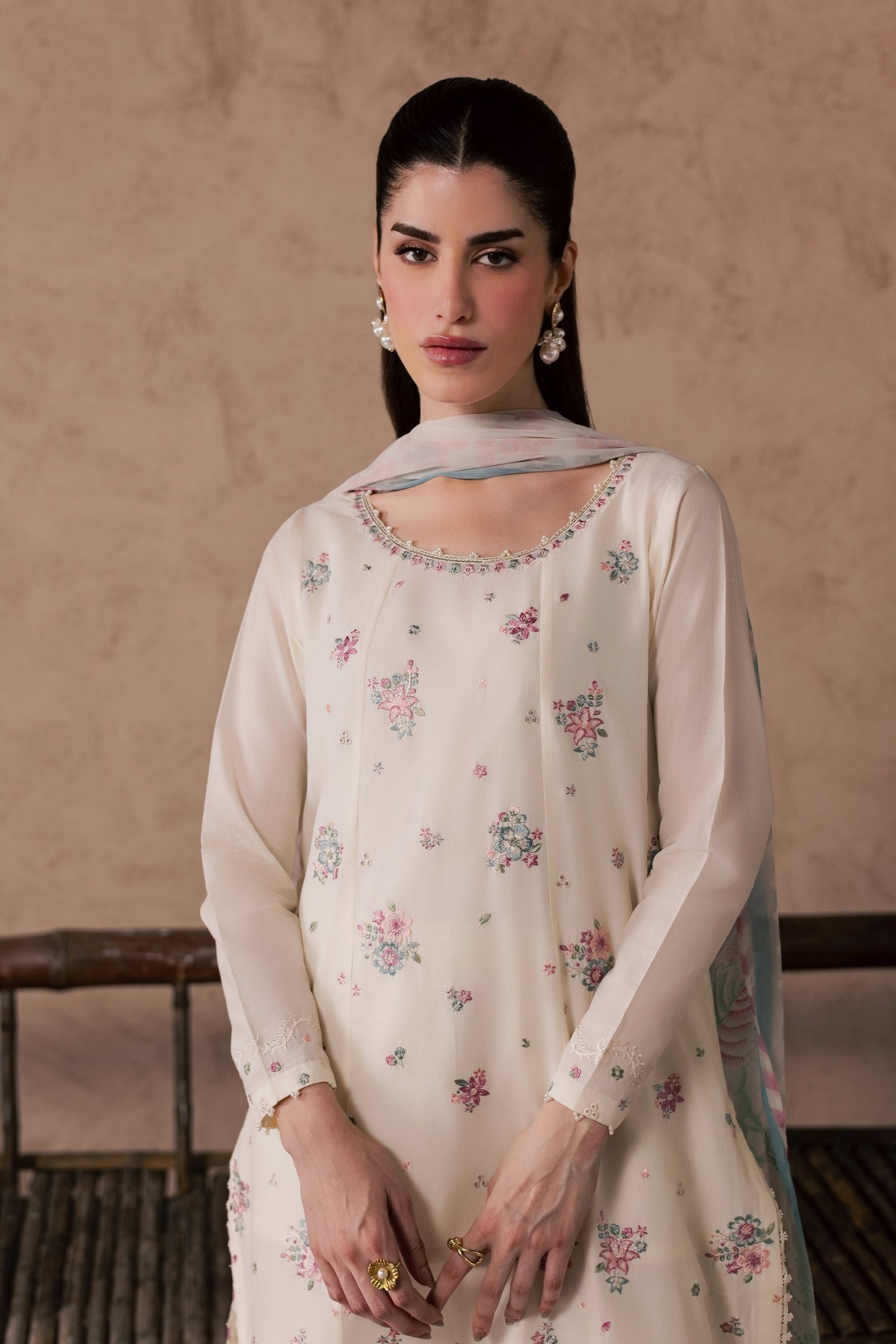 Zubariya 3Pc - Embroidered Lawn Dress EverydayEdit26 BATIK XS / Eggnog / Pima Lawn-S / Eggnog / Pima Lawn-M / Eggnog / Pima Lawn-L / Eggnog / Pima Lawn-XL / Eggnog / Pima Lawn